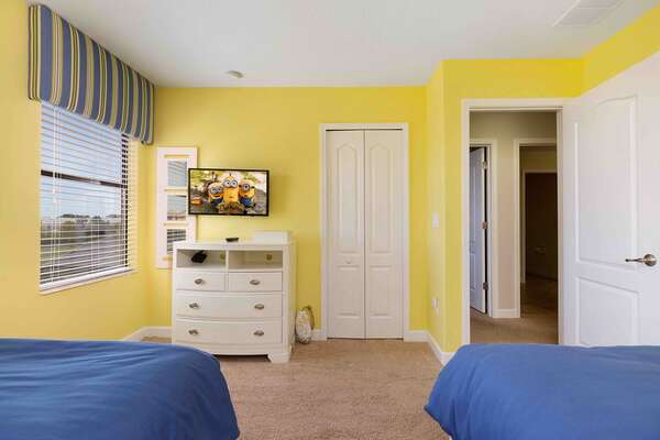 Enjoy the beach themed bedroom, complete with a TV