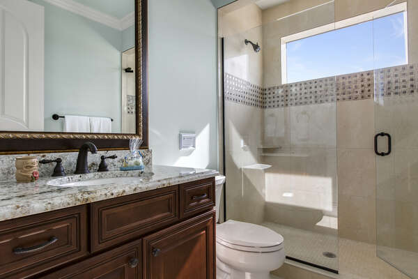You will have the privacy of a private en-suite bathroom during your vacation