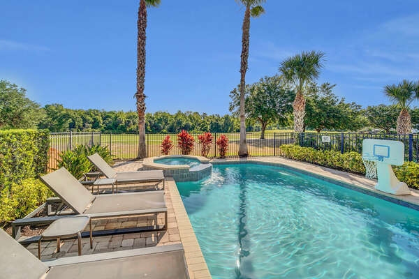 Refreshing 30 x 25 ft pool with great views overlooking the golf course