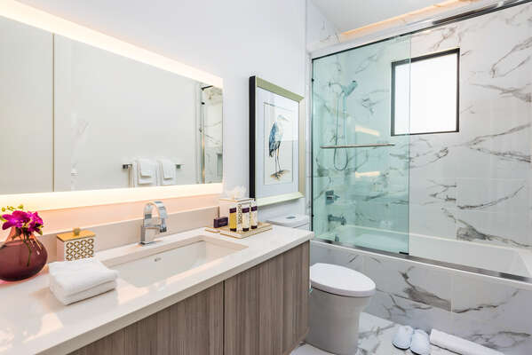 Luxury extends throughout Isole Villas, even down to the smallest details in the bathrooms