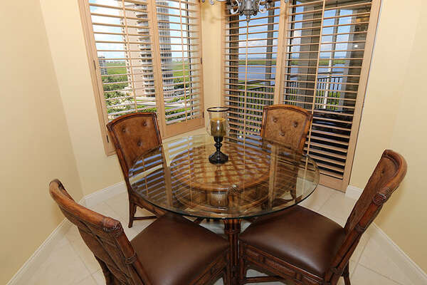 Breakfast nook right off of the kitchen