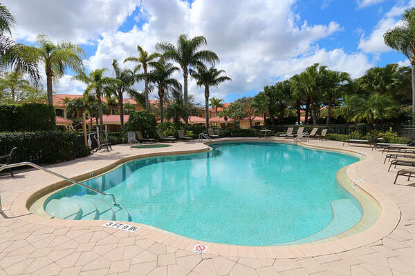 Gorgeous resort style pool