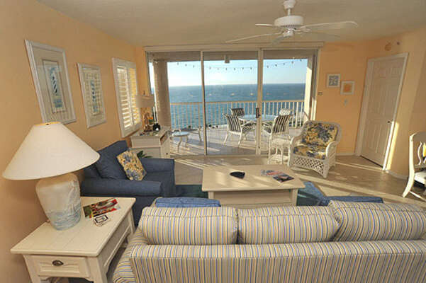 Living room with a breathtaking view of the Gulf of Mexico.