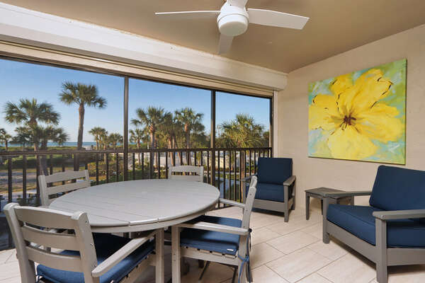 Screened lanai with dining table