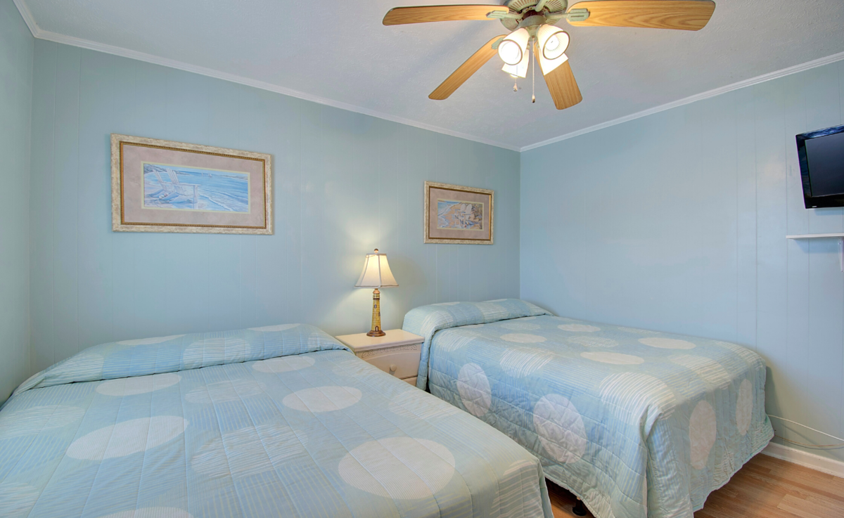 Winter Rental CM208 - 1 Bedroom Continental Motel Swiper