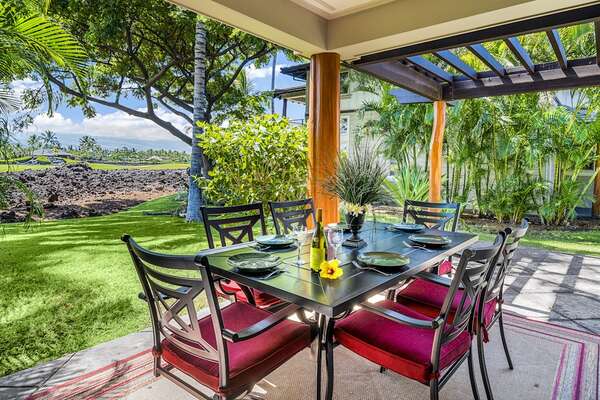 Large Private Lanai with Dining Seating for 6 at