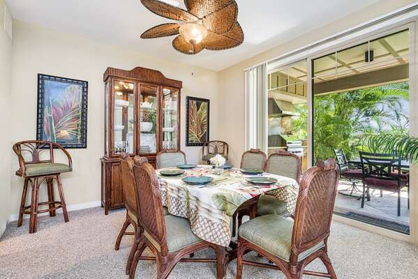 Inside Dining Area with Seating for 6 and Lanai Access at Mauna Lani Rentals