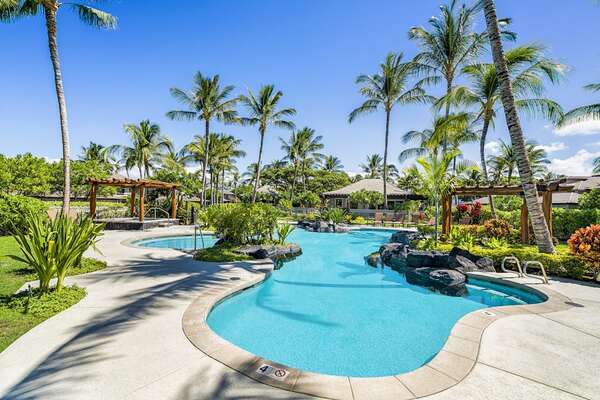 Pool Area at Mauna Lani Rentals Surrounded by Palm Trees