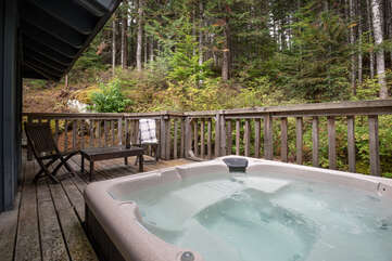 Private Hot Tub on the upstairs Patio facing the Forrestland