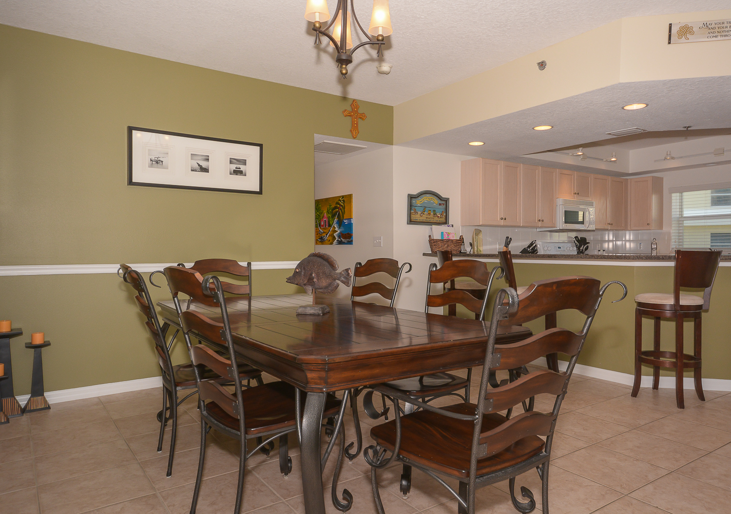 Dining Table seating for six