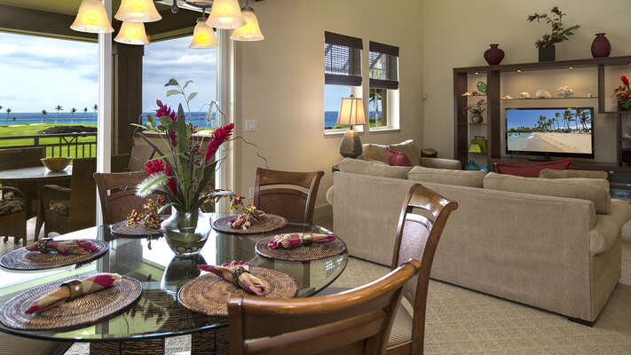 Dining Area and Living Room of this Waikoloa Hawai'i vacation rental.