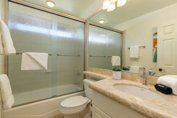 Bathroom 2 with shower tub combo