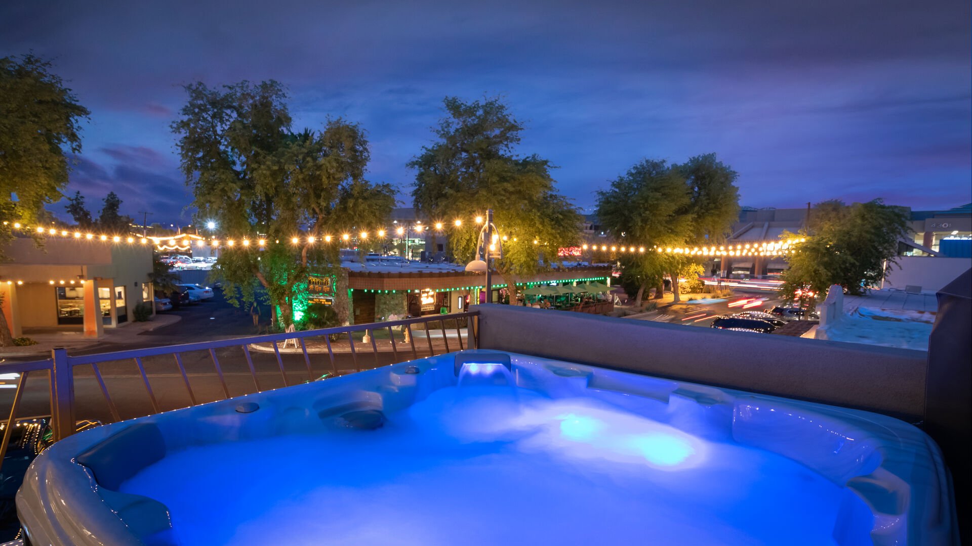 Enjoy sitting in the hot overlooking all Scottsdale's nightlife and when the town shutdown you have the entire city to yourself!