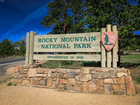 Welcome to the Rocky Mountain National Park!