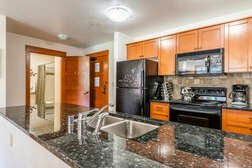 Fully Equipped Kitchen, granite countertops