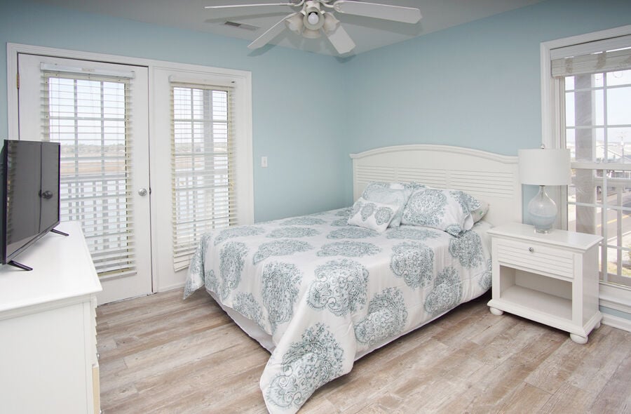 Admirals Quarters A vacation home in Cherry Grove, North Myrtle Beach | bedroom 5 | Thomas Beach Vacations