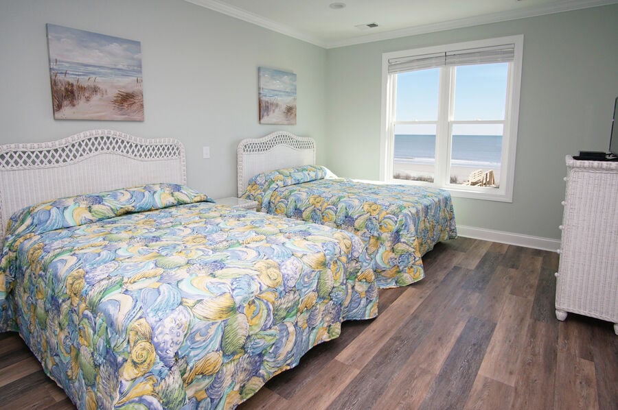 Afterdune Delight  oceanfront vacation condo in Cherry Grove, North Myrtle Beach | bedroom 4 | Thomas Beach Vacations