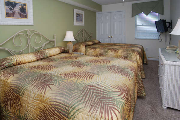 Ashworth 1704 oceanfront vacation rental in Ocean Drive, North Myrtle Beach | bedroom 3 | Thomas Beach Vacations