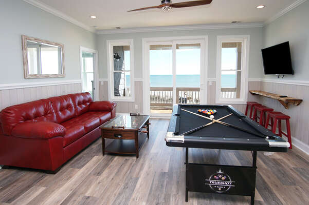 Afterdune Delight  oceanfront vacation condo in Cherry Grove, North Myrtle Beach | game room 1 | Thomas Beach Vacations
