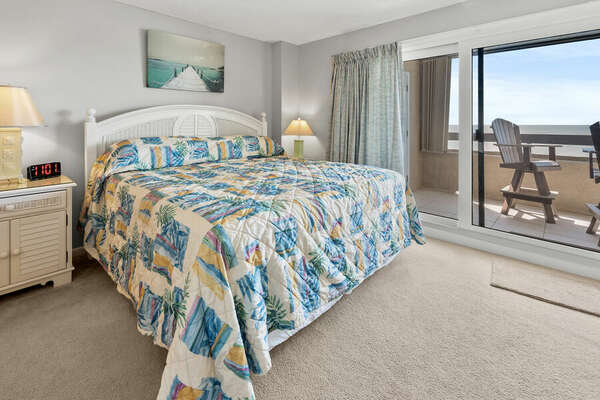 Sea Pointe 807 - oceanfront condo in Cherry Grove Beach in North Myrtle Beach | bedroom | Thomas Beach Vacations