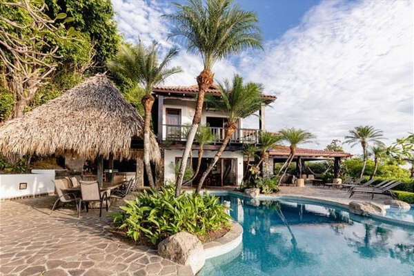 A stunning Spanish-style house in tropical paradise...