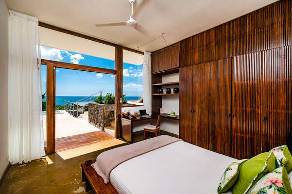 #2. Sleep like a king in this tropical suite ocean view