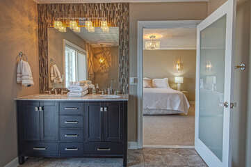 Beautiful En Suite Bath in our Smith Mountain Lake House Rental