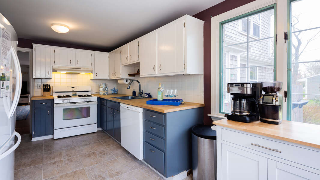 Open kitchen - 790 Queen Anne Road Harwich- Cape Cod New England Vacation Rentals
