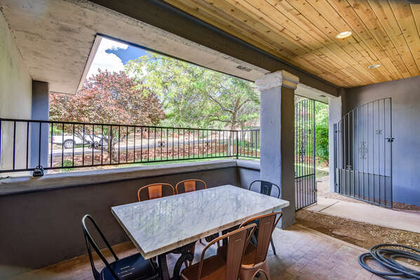Outdoor Dining on the Front Entry Patio