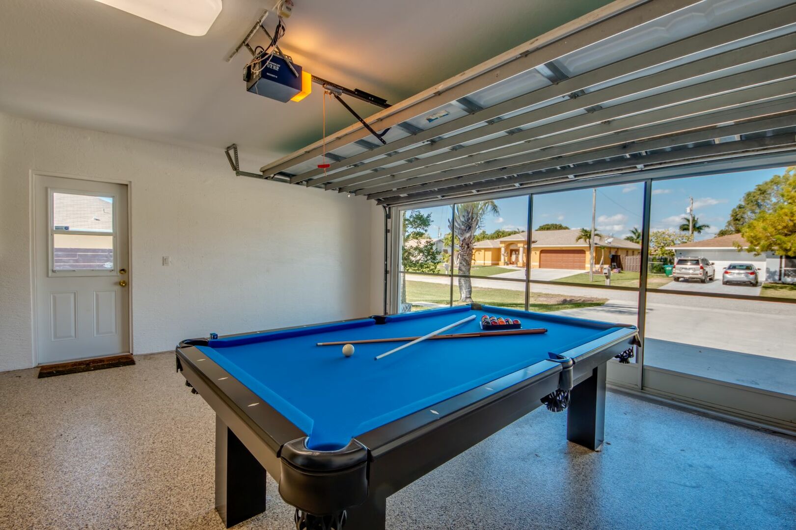 Vacation rental with pool table