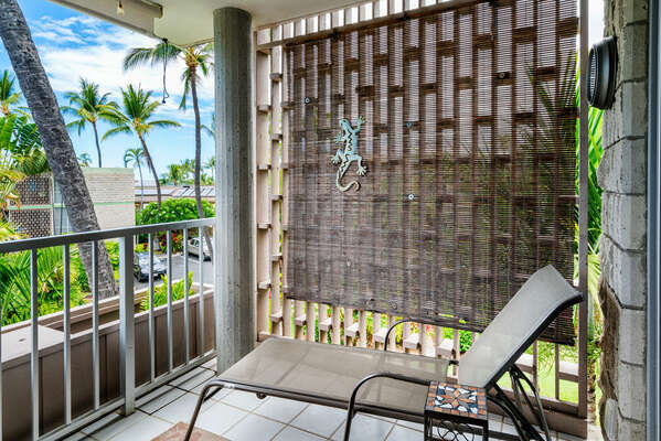 Lanai outside this condominium rental in Hawaii.