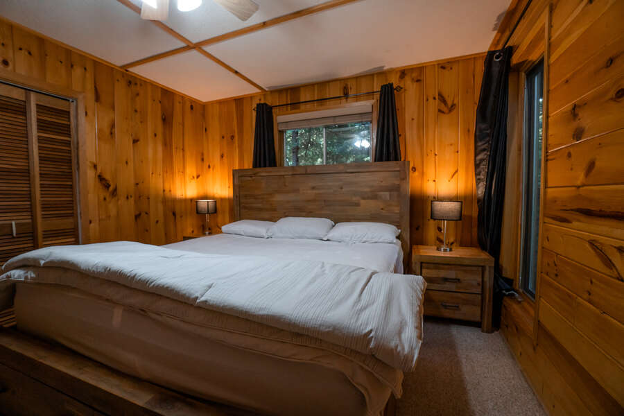 Pickerel Peak - F494 - Bedroom
