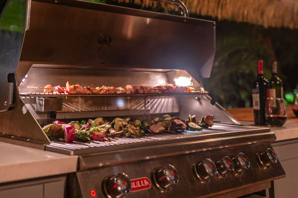 A brand new BBQ is waiting for you.