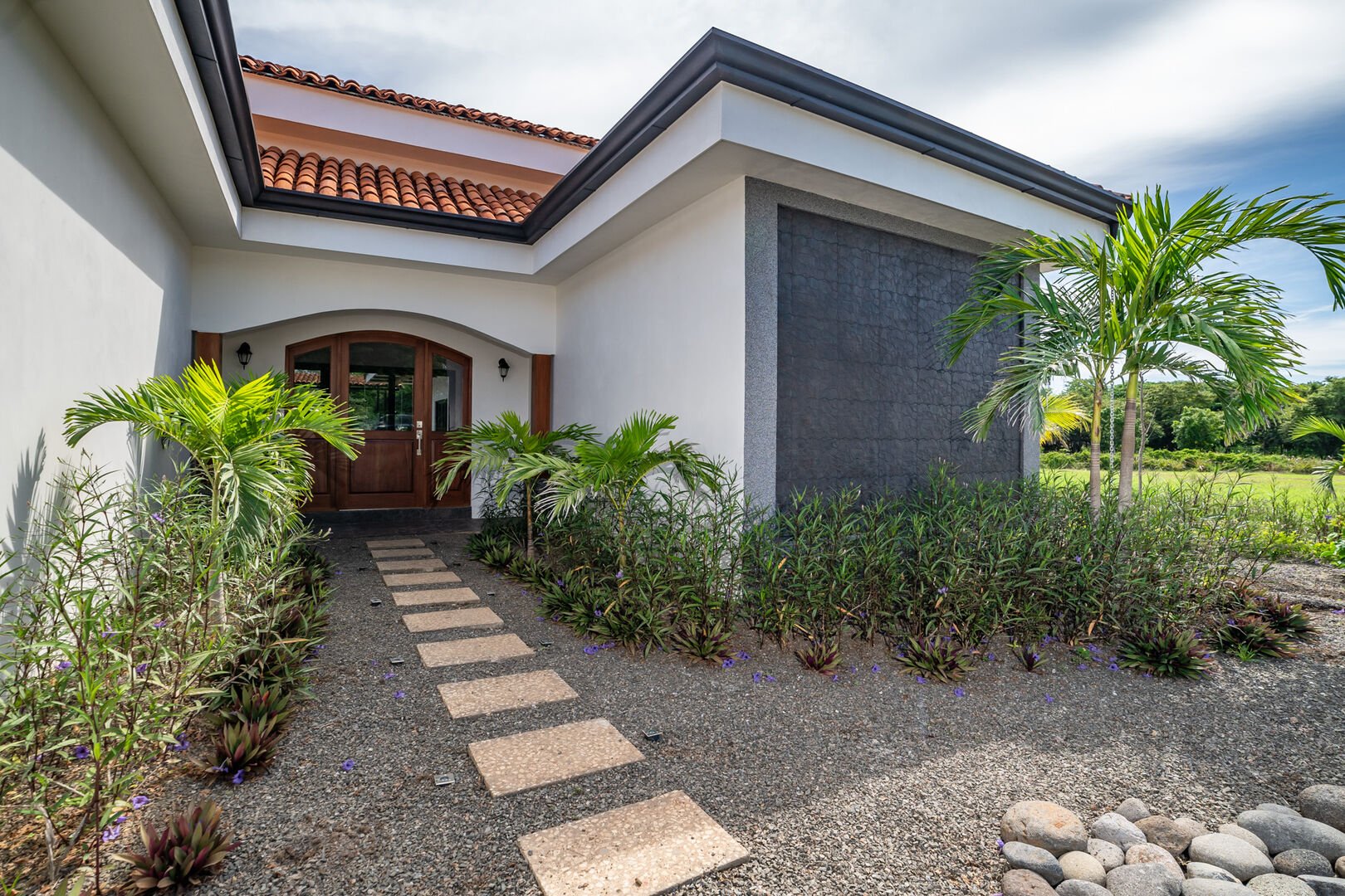 Brand new vacation rental home in Guanacaste's most exclusive gated community.