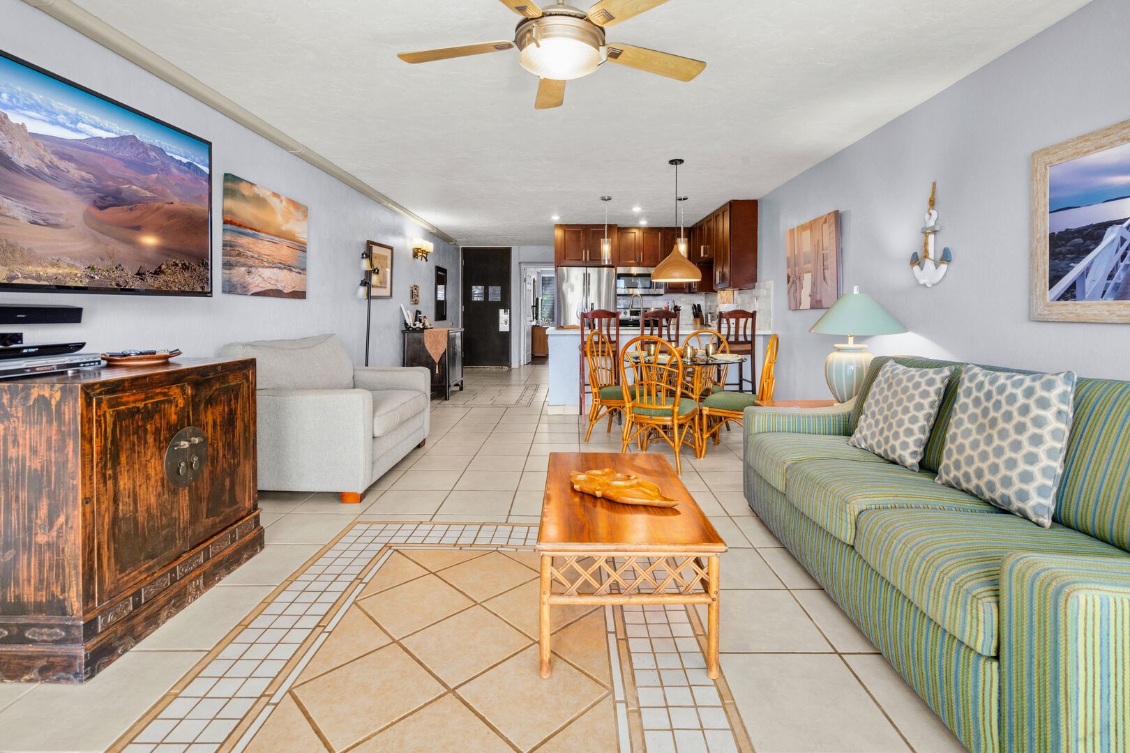 Large Living Room.