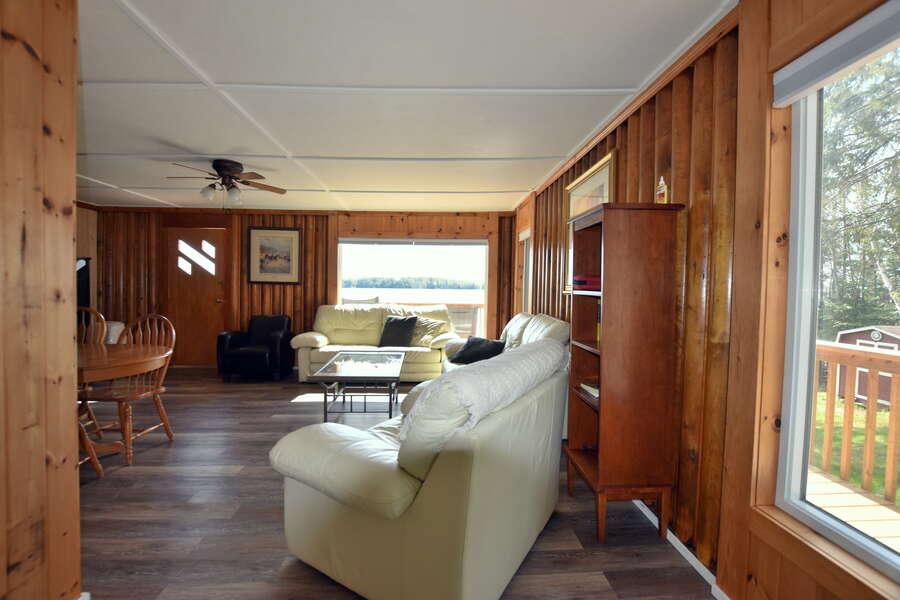 Morgan & Log Cabin - F334B - Living/Dining Area