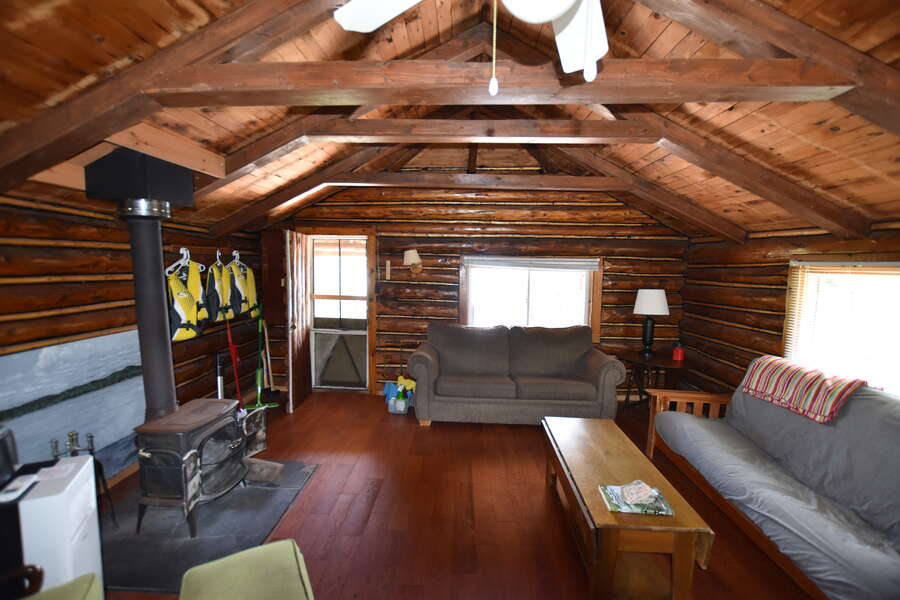 Morgan & Log Cabin - F334B - Living Area