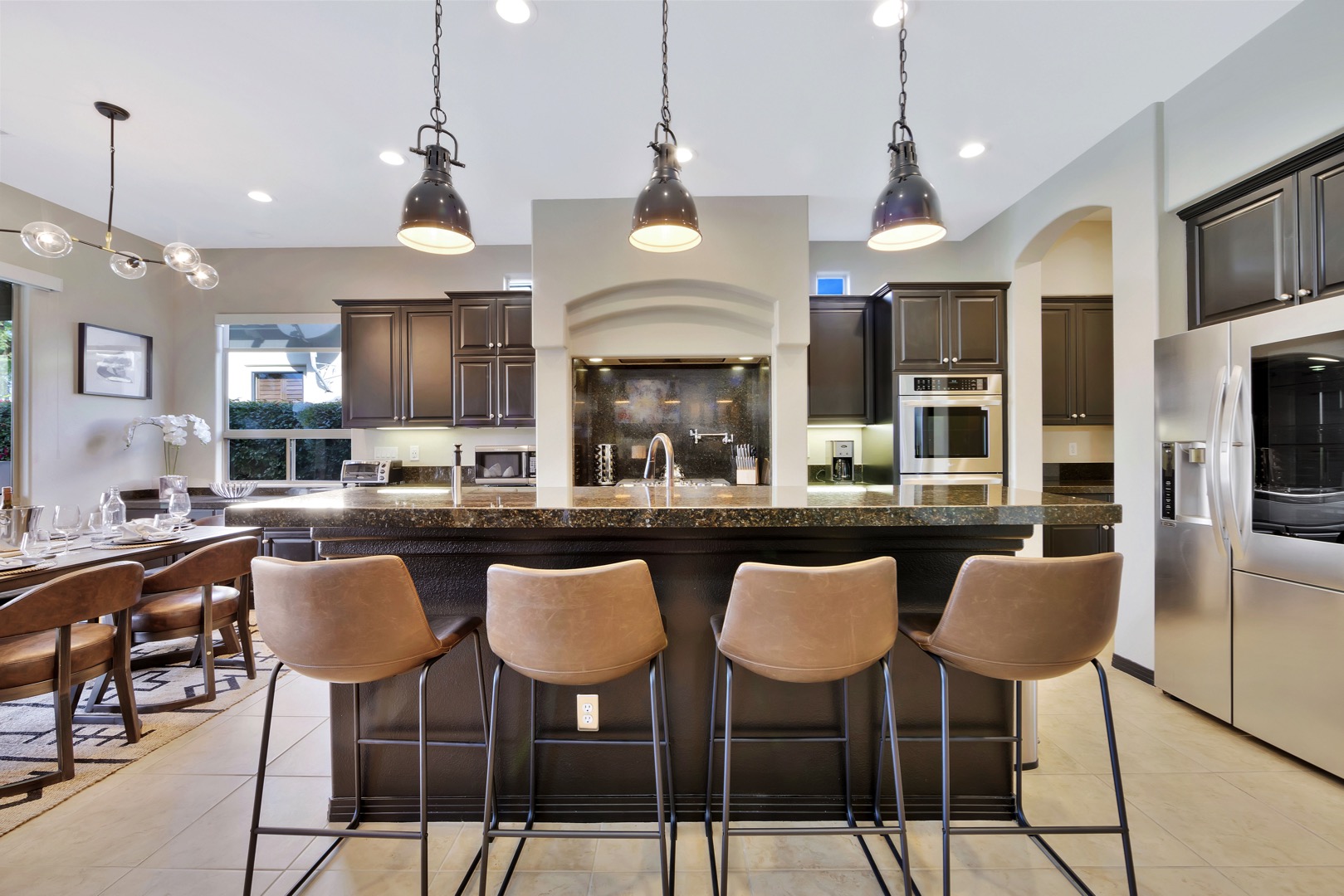 Breakfast bar with stools