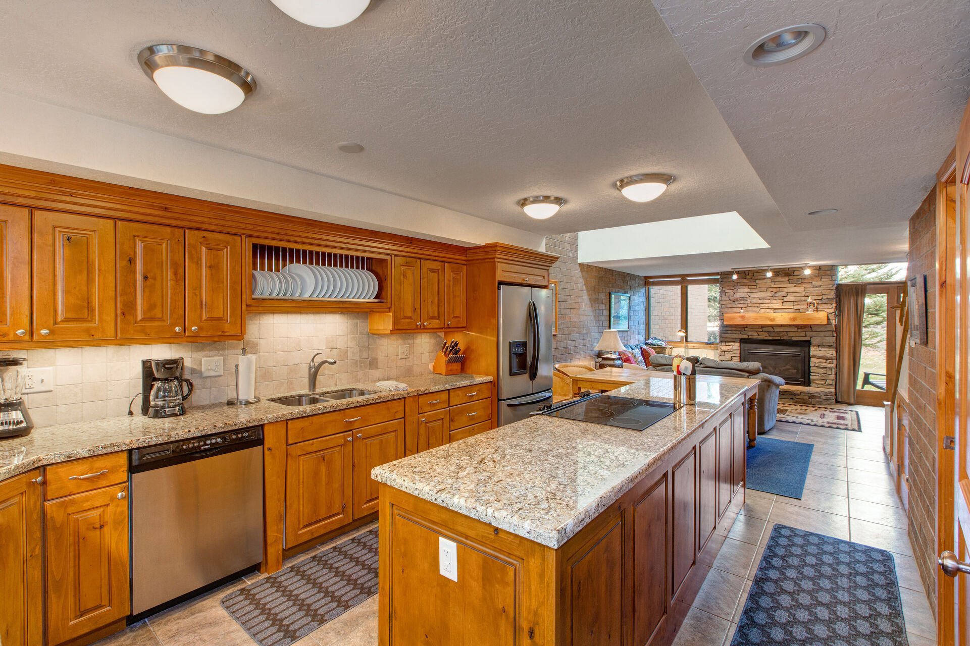 Fully Equipped Kitchen with Plenty of Counter Space - Great for Meal Prep and Entertaining