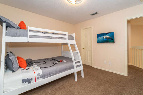 Alternative view of bedroom 6 showing wall mounted flatscreen