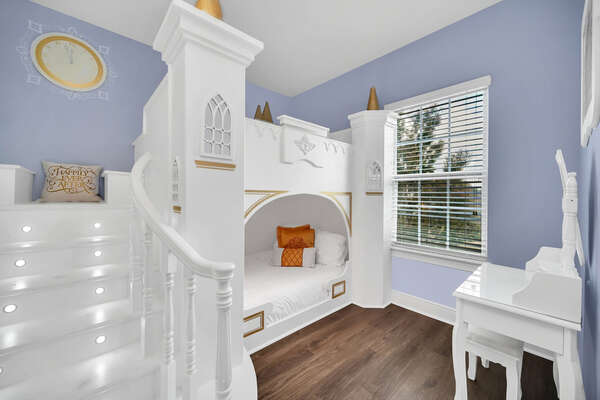 Children with have the sweetest of dreams in this bedroom