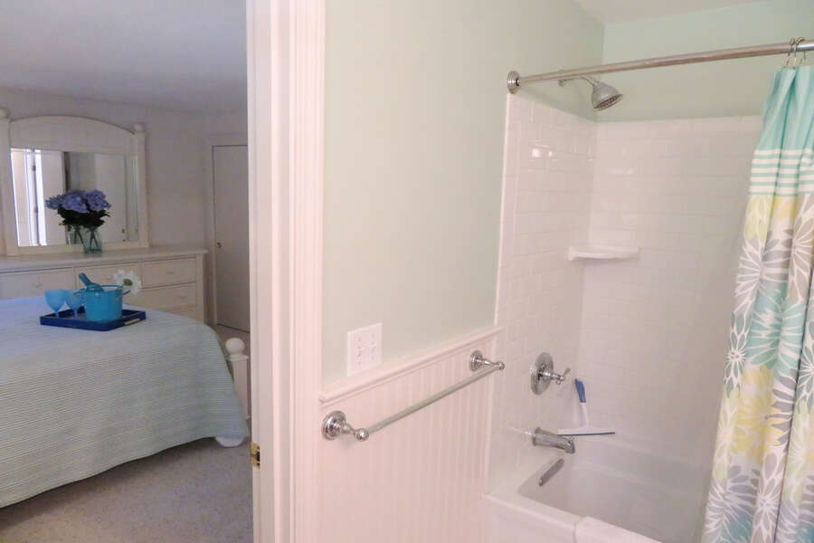 Bedroom #1 En-suite full bath 
30 Chatham Crest Drive Chatham Cape Cod - New England Vacation Rentals