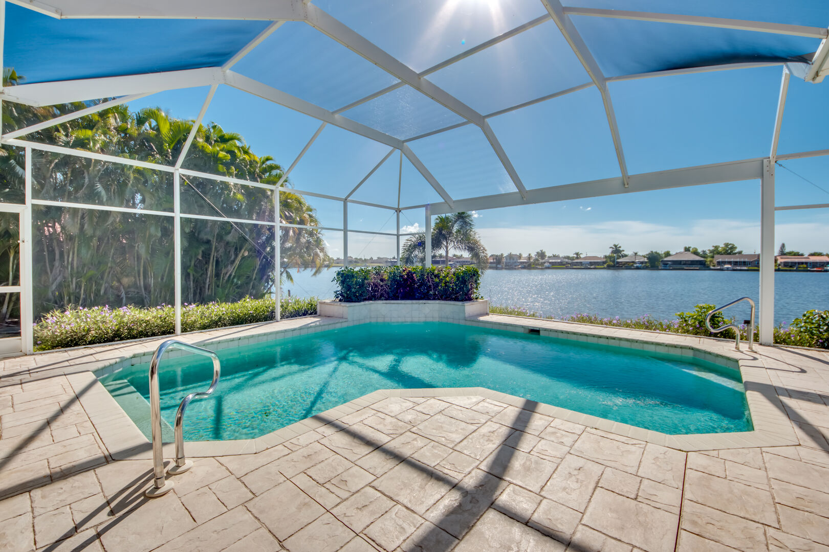 Southern facing pool Cape Coral FL