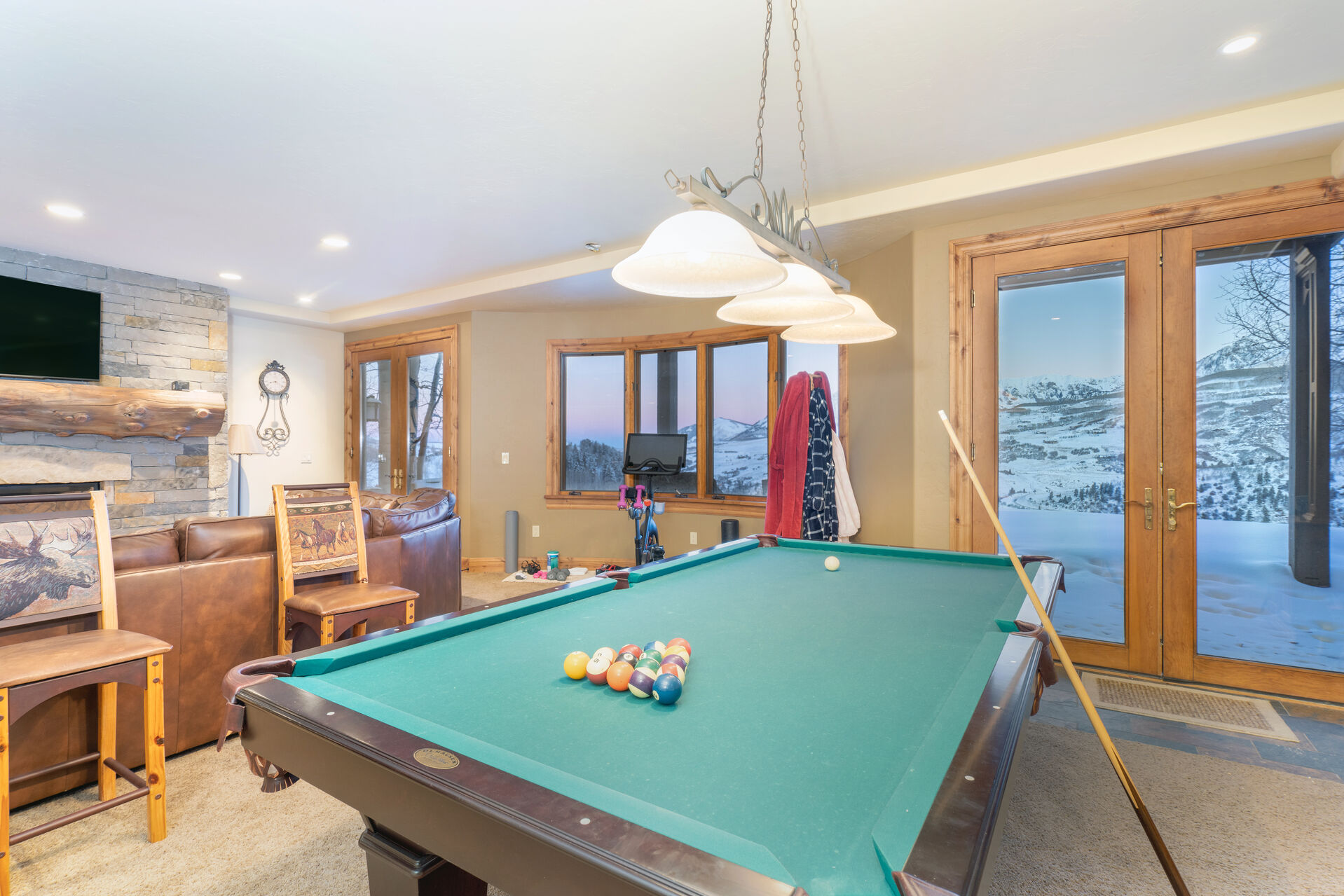 The pool table of this Telluride golf rental.