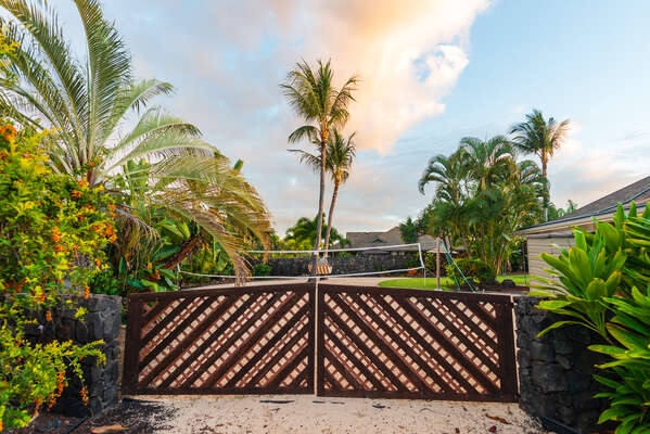 Outside view of our Kona Hawai'i vacation rentals