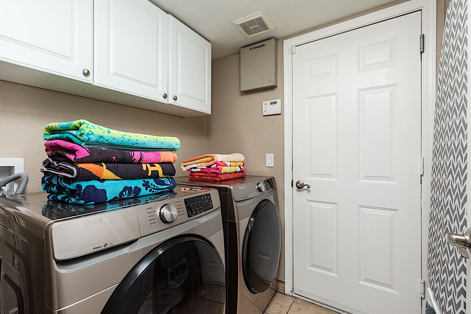 Extra laundry after a day in the pool? No worries, this full sized washer and dryer can handle that for you.