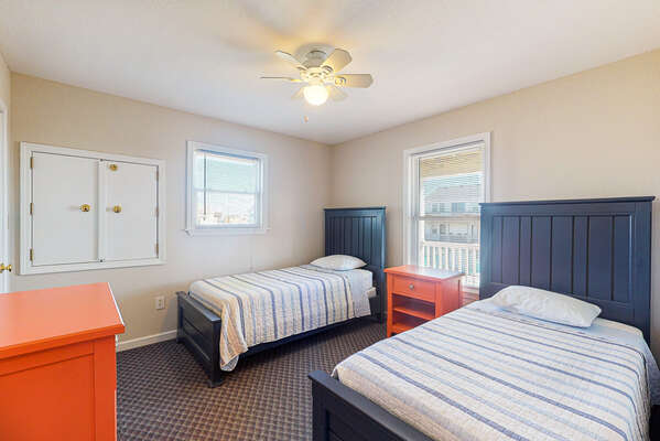 RP210 Sea-Hymn House