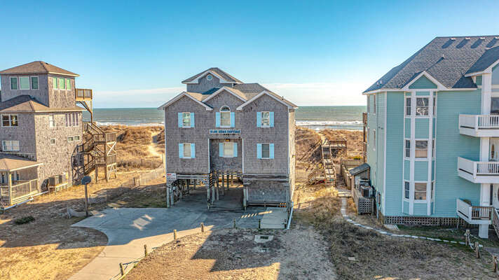 HEA03 Blue Crab Cottage