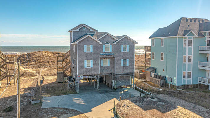 HEA03 Blue Crab Cottage