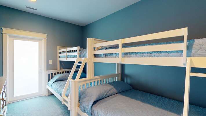 SB013 Hatteras Dream